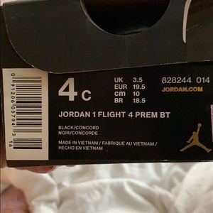 Jordan 1 flight 4 black tennis shoes